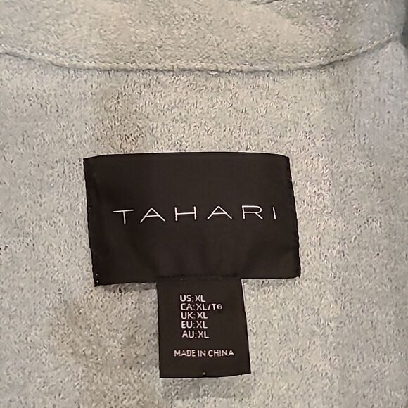 Tahari womens light blue thick long wool vest with button front size xl - Picture 3 of 5